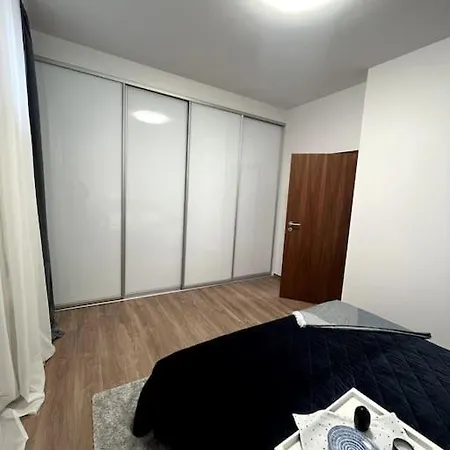 Apartment Modern Comfort Next To Historic Sights Bratislava